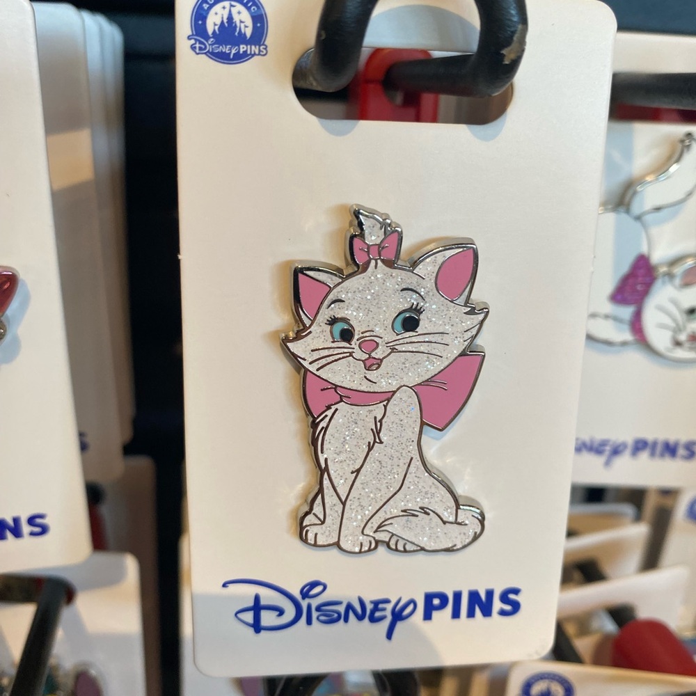 Disney Parks The Aristocats Marie Glitter 2024 Pin OE Pin New